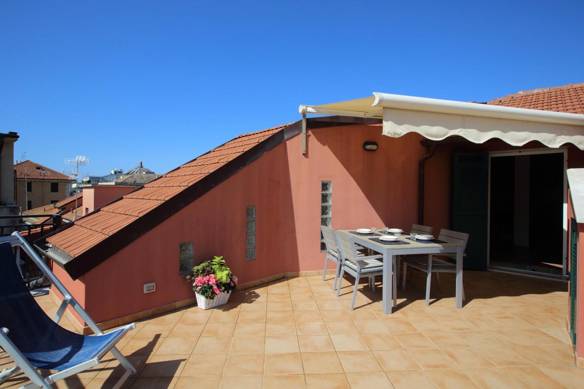 Апартаменты La Casa Al Mare Сестри-Леванте Экстерьер фото
