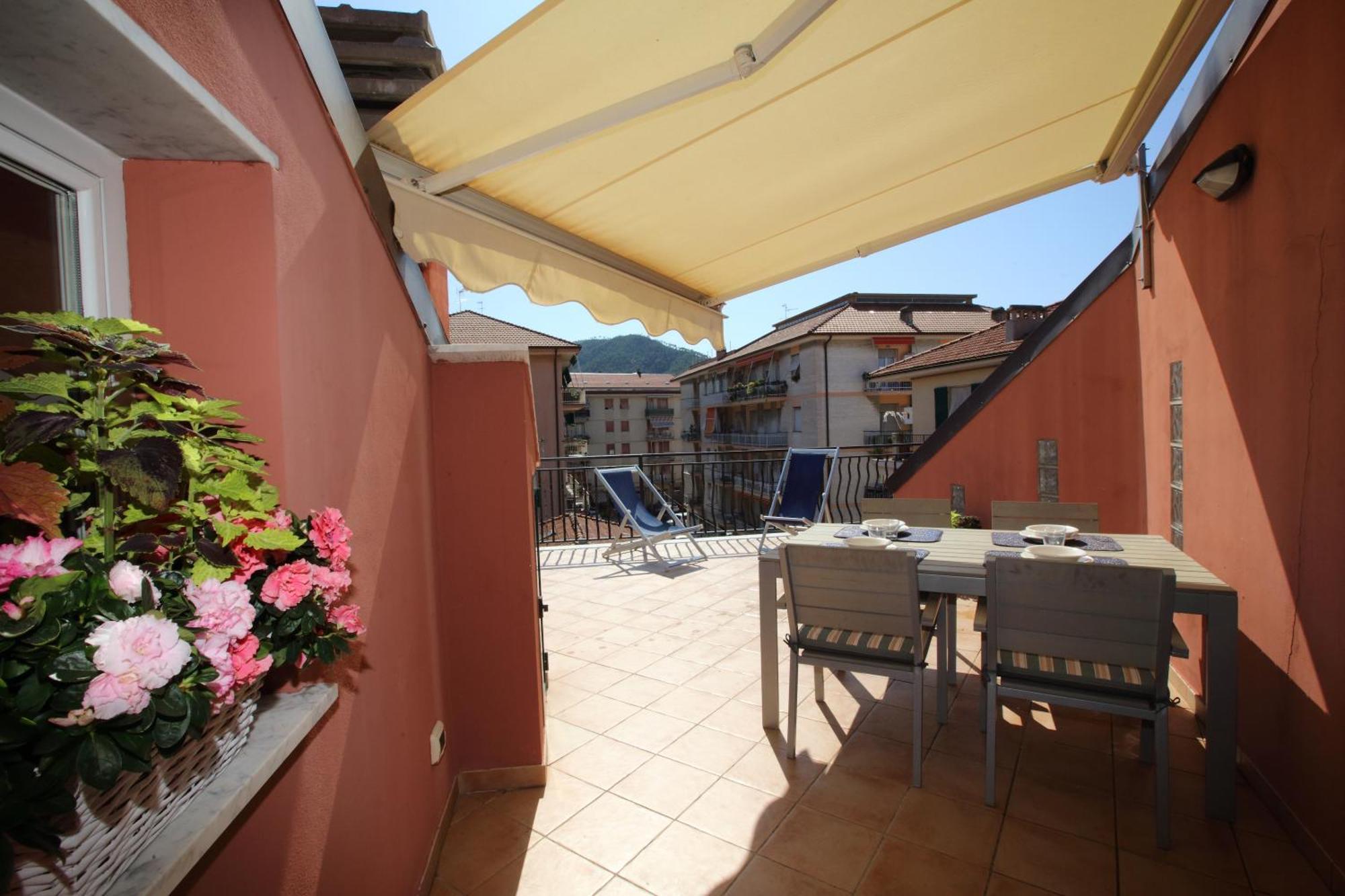 Апартаменты La Casa Al Mare Сестри-Леванте Экстерьер фото