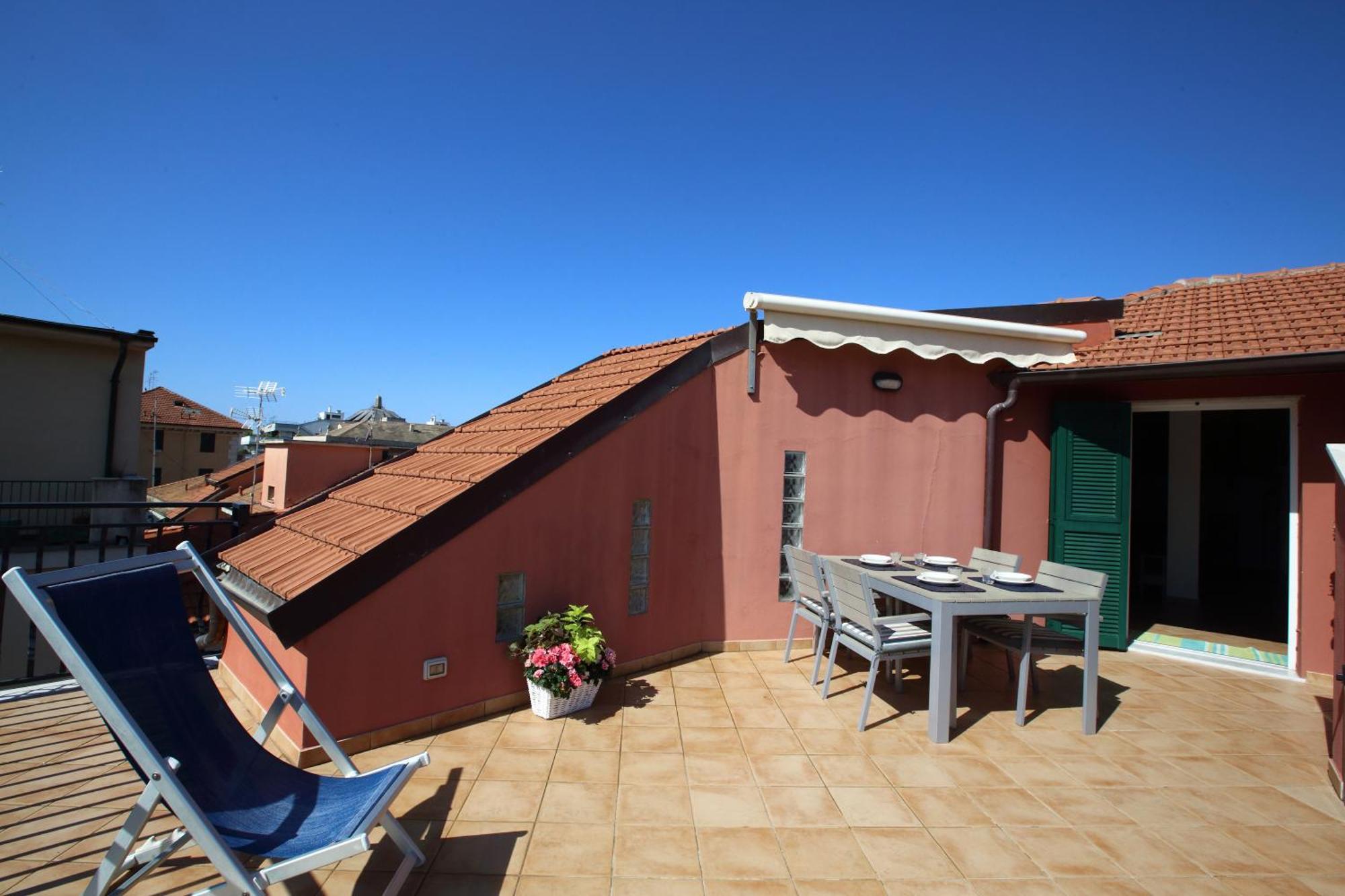 Апартаменты La Casa Al Mare Сестри-Леванте Экстерьер фото